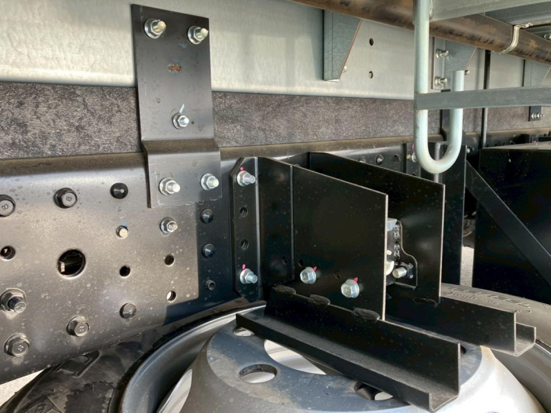 ☆未使用車 ワイド/ロング 格納パワーゲート ラッシング2段|中古トラックの販売・買取・査定のアイナビ