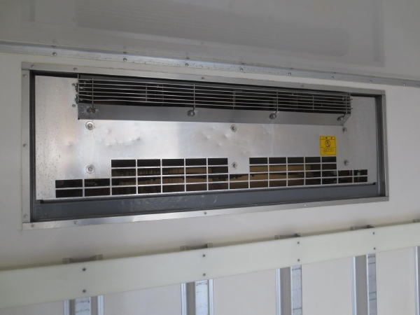 いすゞエルフ冷蔵冷凍車|中古トラックの販売・買取・査定のアイナビ