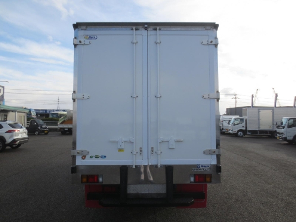 いすゞエルフ冷蔵冷凍車|中古トラックの販売・買取・査定のアイナビ