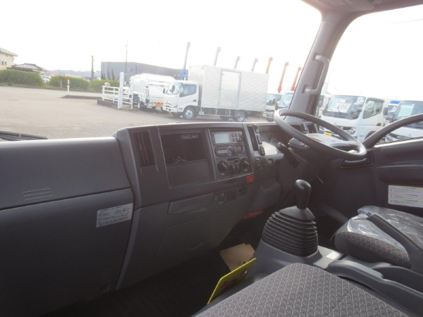 いすゞエルフ冷蔵冷凍車|中古トラックの販売・買取・査定のアイナビ