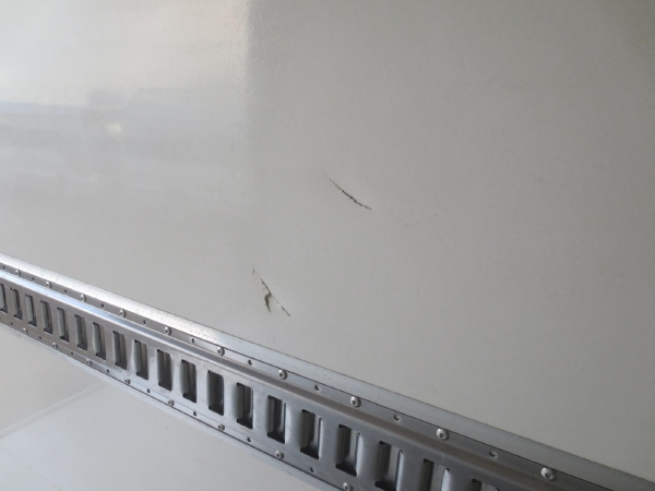 いすゞエルフ冷蔵冷凍車|中古トラックの販売・買取・査定のアイナビ