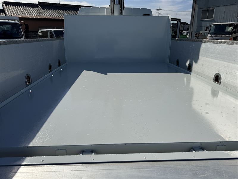 クレーン付ダンプ|中古トラックの販売・買取・査定のアイナビ