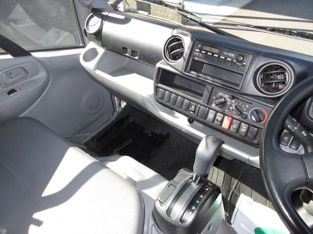 日野 バン車 デュトロ|中古トラックの販売・買取・査定のアイナビ