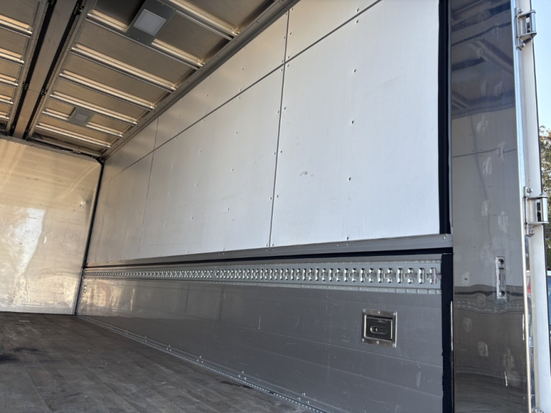 ワイドベッド付ハイルーフ融雪仕様メッキ、ステン多数|中古トラックの販売・買取・査定のアイナビ