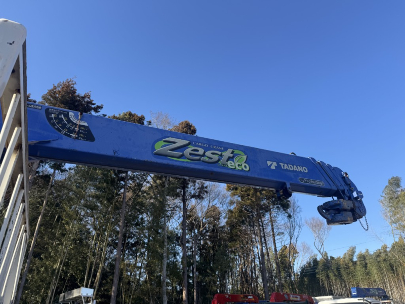 吊t数2.9t吊4段ブームタダノZE304MHラジコン|中古トラックの販売・買取・査定のアイナビ