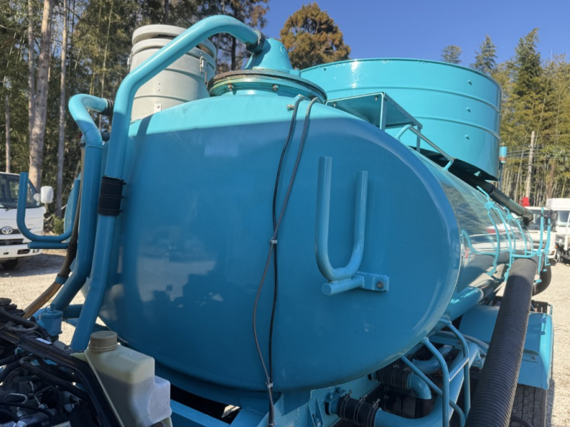 ワイド東急VC4ホースリール脱臭器|中古トラックの販売・買取・査定のアイナビ