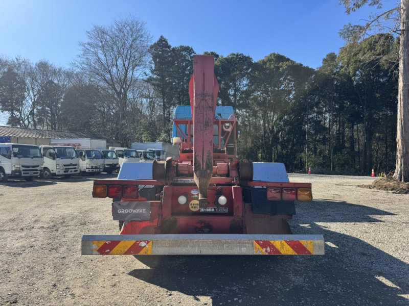 22tアームロール2デフハイルーフカスタム新明和F7|中古トラックの販売・買取・査定のアイナビ