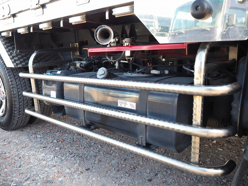 三菱ふそうキャンター10尺アルミブロック造り平ボディ|中古トラックの販売・買取・査定のアイナビ