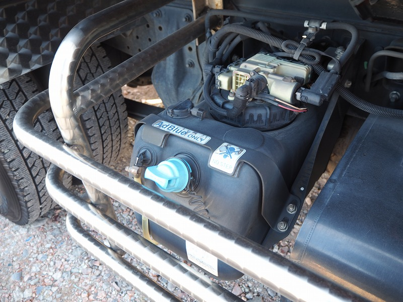 三菱ふそうキャンター10尺アルミブロック造り平ボディ|中古トラックの販売・買取・査定のアイナビ