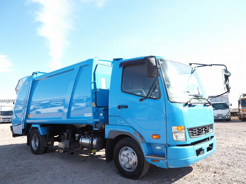 ファイター塵芥車新明和製10.2立米プレス式パッカー 計量器|中古トラックの販売・買取・査定のアイナビ