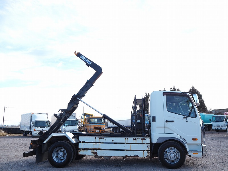 ファイターアームロール新明和製アームロールツインホイスト|中古トラックの販売・買取・査定のアイナビ