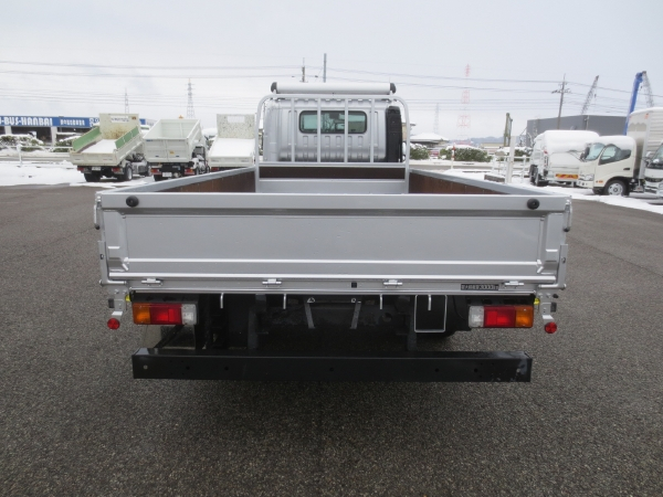 日野デュトロワイドロング平ボディ|中古トラックの販売・買取・査定のアイナビ