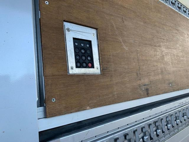 日野 プロフィア|中古トラックの販売・買取・査定のアイナビ