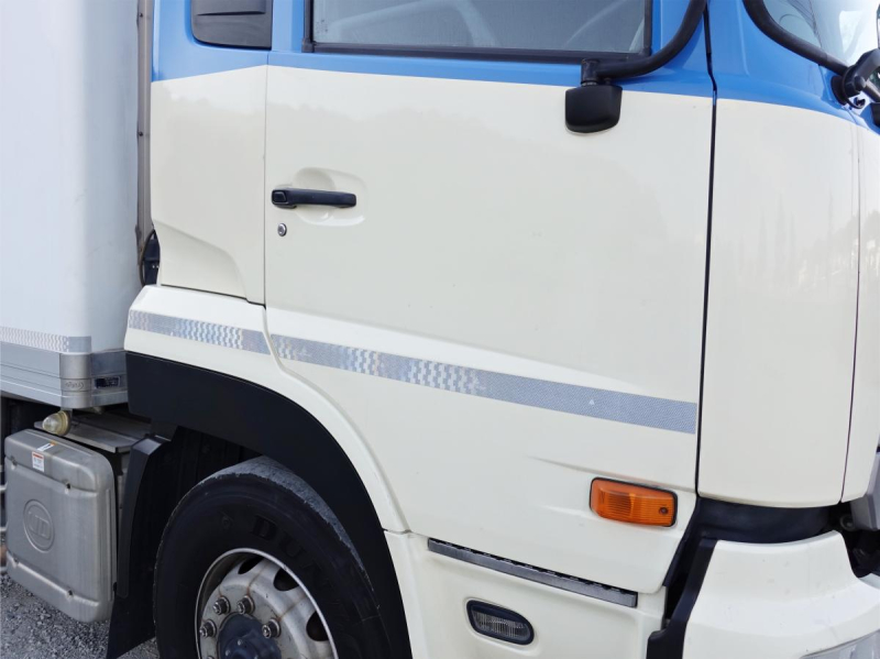 大型低温スタンバイ冷蔵冷凍|中古トラックの販売・買取・査定のアイナビ