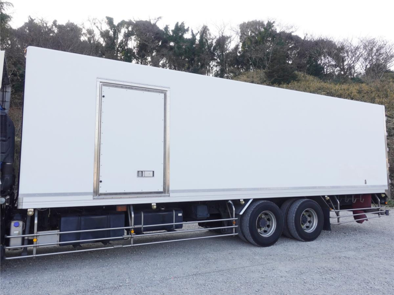 大型低温スタンバイ冷蔵冷凍|中古トラックの販売・買取・査定のアイナビ