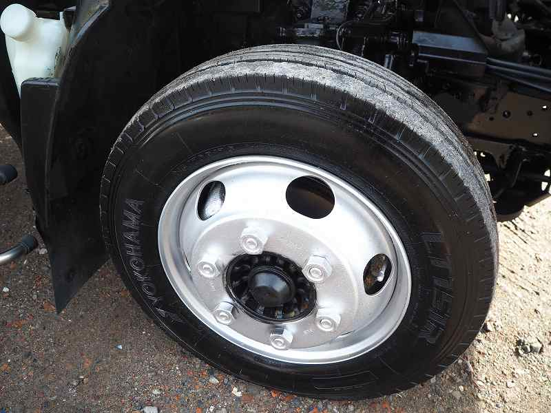 いすゞエルフワイド超ロングアルミバン跳ね上げパワーゲート|中古トラックの販売・買取・査定のアイナビ