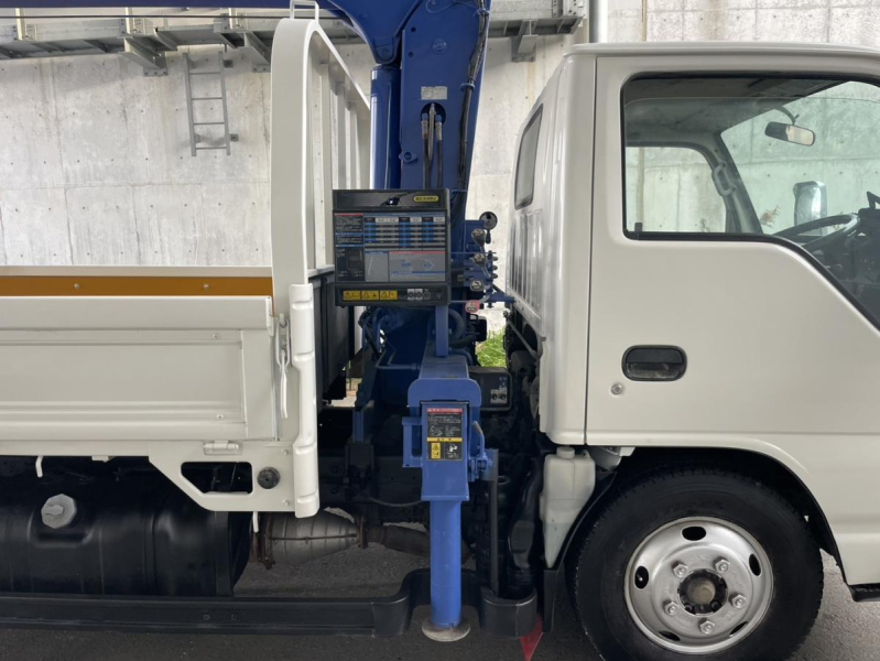 車検付平成25年エルフ4段ラジコンユニック23万キロ|中古トラックの販売・買取・査定のアイナビ