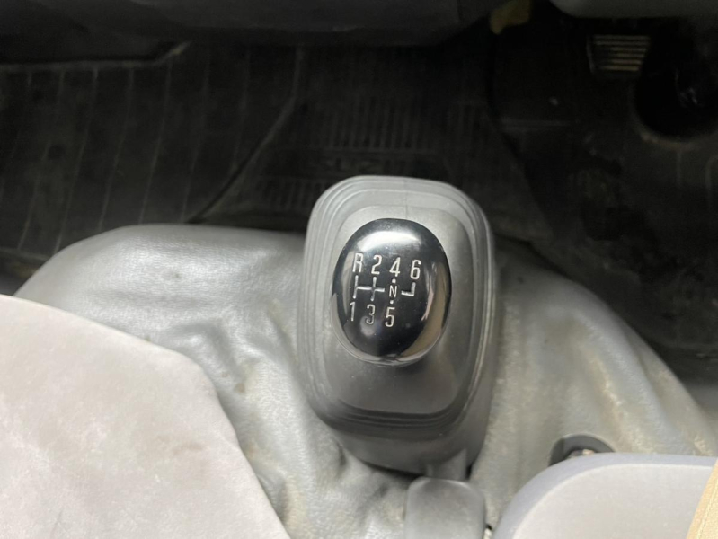 車検付平成25年エルフ4段ラジコンユニック23万キロ|中古トラックの販売・買取・査定のアイナビ