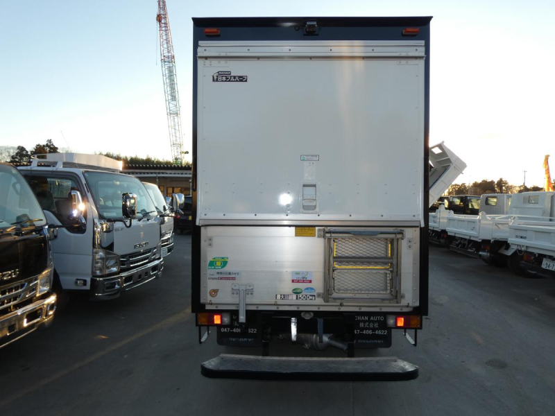 H241.5tパネルバンオートマ|中古トラックの販売・買取・査定のアイナビ
