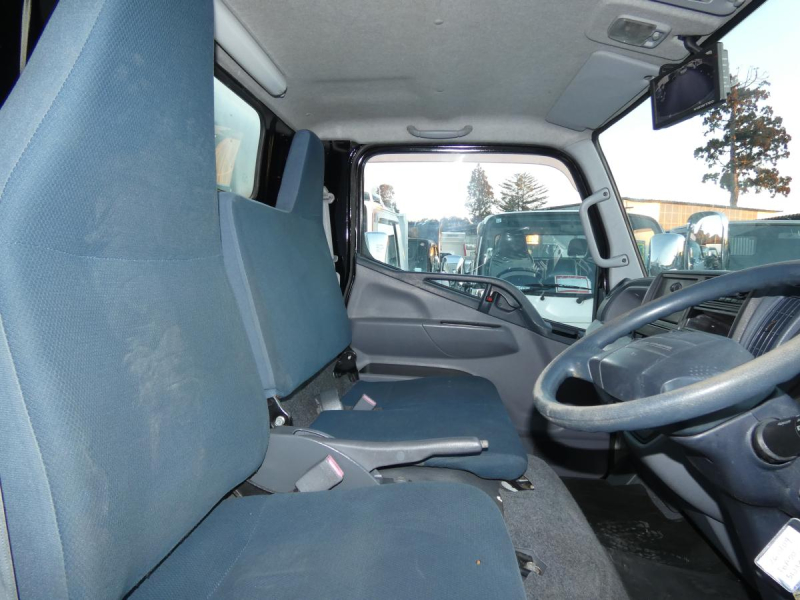 H241.5tパネルバンオートマ|中古トラックの販売・買取・査定のアイナビ