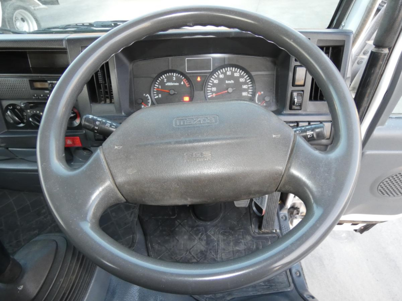 3トン 6速マニュアル ダンプ|中古トラックの販売・買取・査定のアイナビ