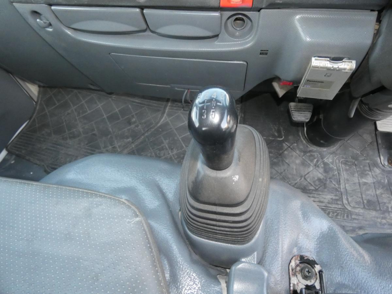 3トン 6速マニュアル ダンプ|中古トラックの販売・買取・査定のアイナビ