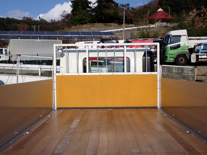 増t 8.5t アルミ平 L6200 ワイド 240PS 6速 リーフサス|中古トラックの販売・買取・査定のアイナビ