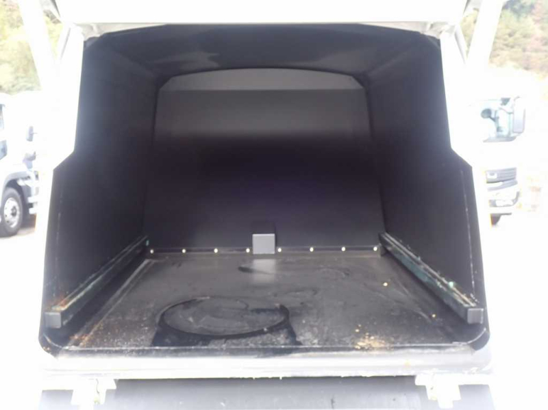 新明和 4.6立米 G-PX プレス式パッカー車 連続スイッチ|中古トラックの販売・買取・査定のアイナビ