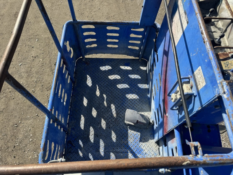 アイチSS12A11.9mバケット200kg|中古トラックの販売・買取・査定のアイナビ