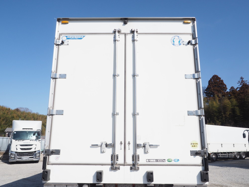 いすゞ 冷凍バン ギガ|中古トラックの販売・買取・査定のアイナビ