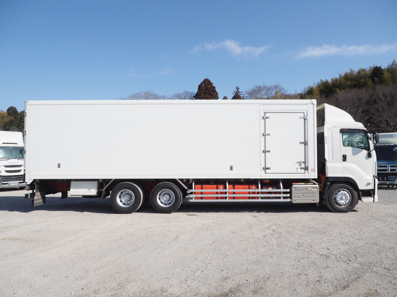 いすゞ 冷凍バン ギガ|中古トラックの販売・買取・査定のアイナビ