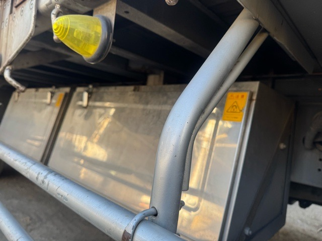 車検付き H18プロフィア 平アルミブロック リヤエアサス|中古トラックの販売・買取・査定のアイナビ