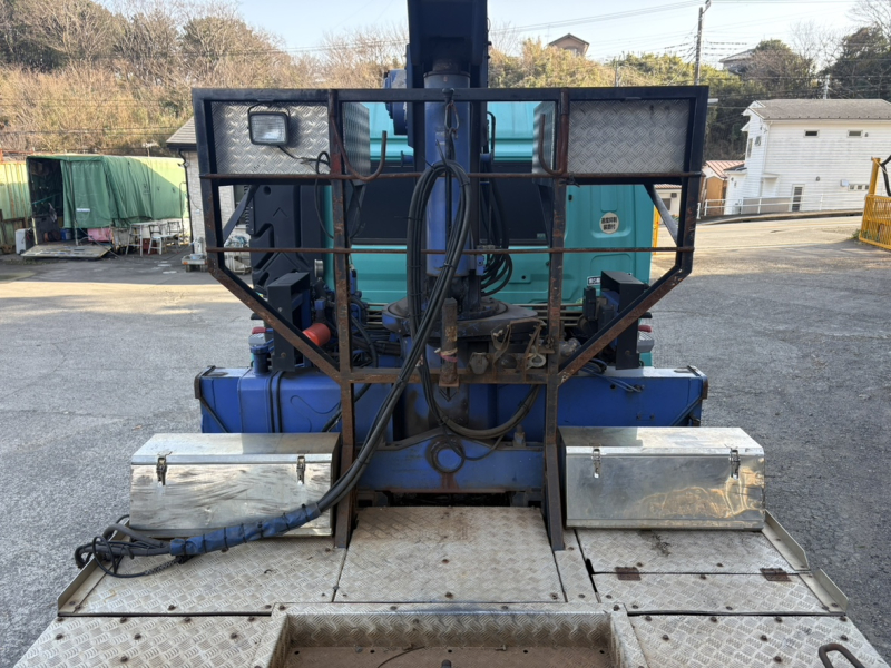 H24年式、クオン、クレーン付きトラクタ|中古トラックの販売・買取・査定のアイナビ