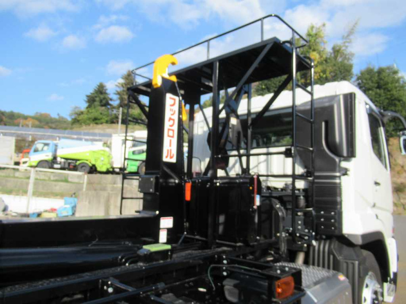 22t 極東 フックロール シフトパイロット 電格リアバンパー|中古トラックの販売・買取・査定のアイナビ