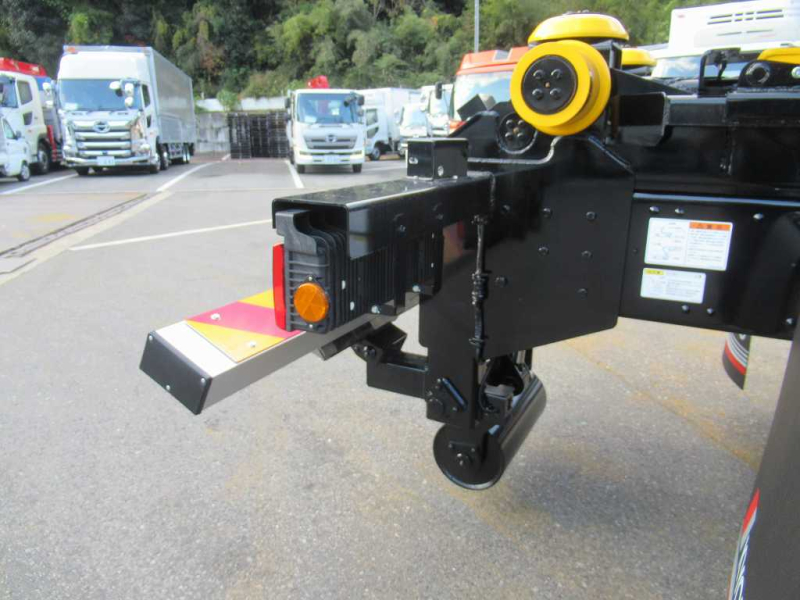 22t 極東 フックロール シフトパイロット 電格リアバンパー|中古トラックの販売・買取・査定のアイナビ