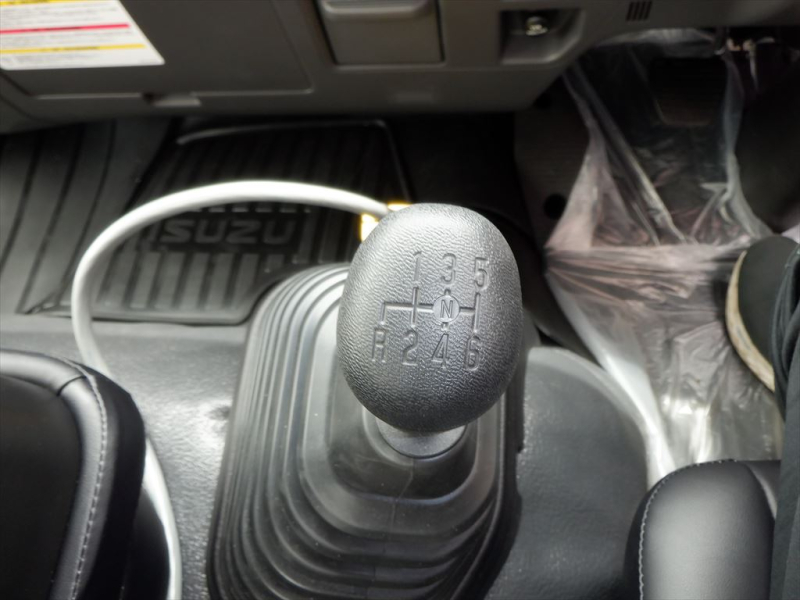 R7 フォワード アームロール 登録未使用車|中古トラックの販売・買取・査定のアイナビ