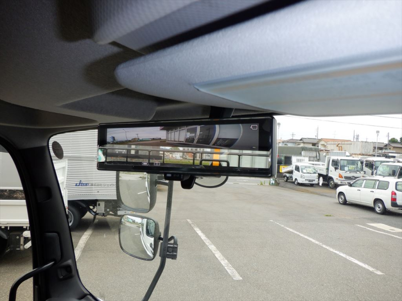 R7 フォワード アームロール 登録未使用車|中古トラックの販売・買取・査定のアイナビ