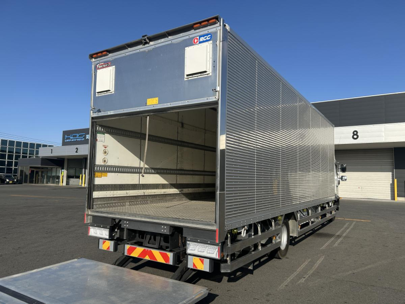 日野レンジャー 冷蔵冷凍車 ▲5℃設定 跳ね上げゲート|中古トラックの販売・買取・査定のアイナビ