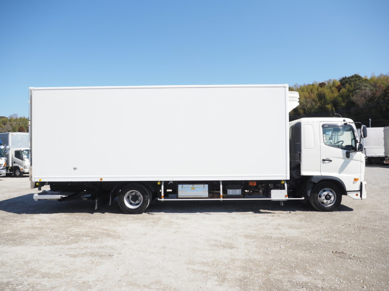 日野 冷凍バン レンジャー|中古トラックの販売・買取・査定のアイナビ