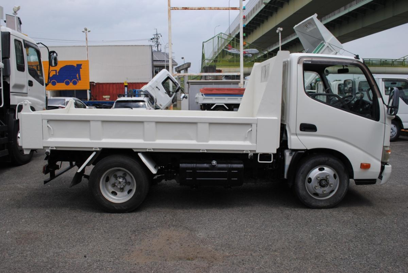 H23 デュトロ ダンプ 積載3t|中古トラックの販売・買取・査定のアイナビ