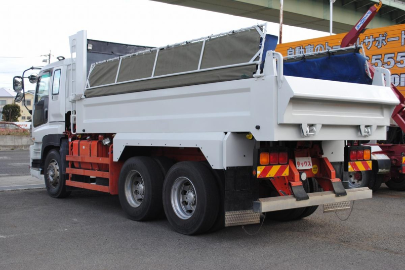 H26 ギガ ダンプ 積載9.1|中古トラックの販売・買取・査定のアイナビ