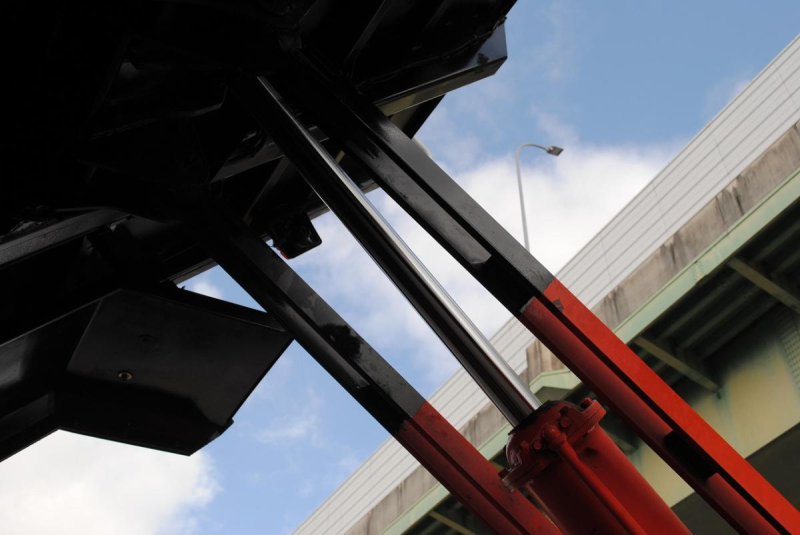 H26 ギガ ダンプ 積載9.1|中古トラックの販売・買取・査定のアイナビ