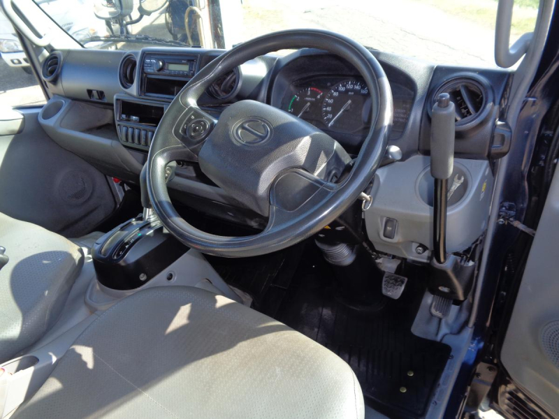 車検たっぷり令和3年式デュトロダンプ低走行3t4ナンバー|中古トラックの販売・買取・査定のアイナビ