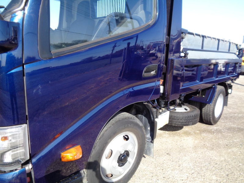 車検たっぷり令和3年式デュトロダンプ低走行3t4ナンバー|中古トラックの販売・買取・査定のアイナビ