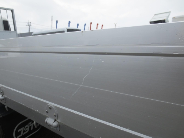 いすゞフォワードアルミ平|中古トラックの販売・買取・査定のアイナビ