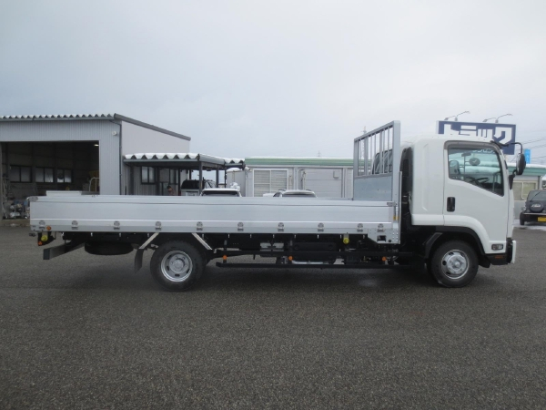 いすゞフォワードアルミ平|中古トラックの販売・買取・査定のアイナビ