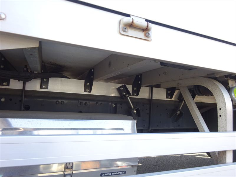 増t6.7mワイド跳上ゲート|中古トラックの販売・買取・査定のアイナビ