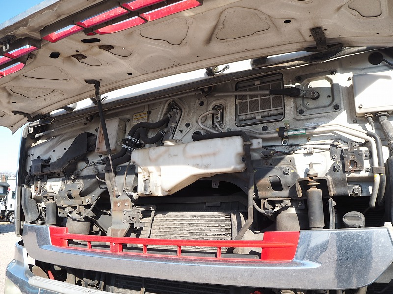 UDクオン平アルミブロック高床2デフアルミブロック平ボディ|中古トラックの販売・買取・査定のアイナビ