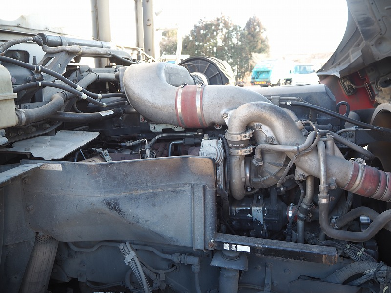 UDクオン平アルミブロック高床2デフアルミブロック平ボディ|中古トラックの販売・買取・査定のアイナビ