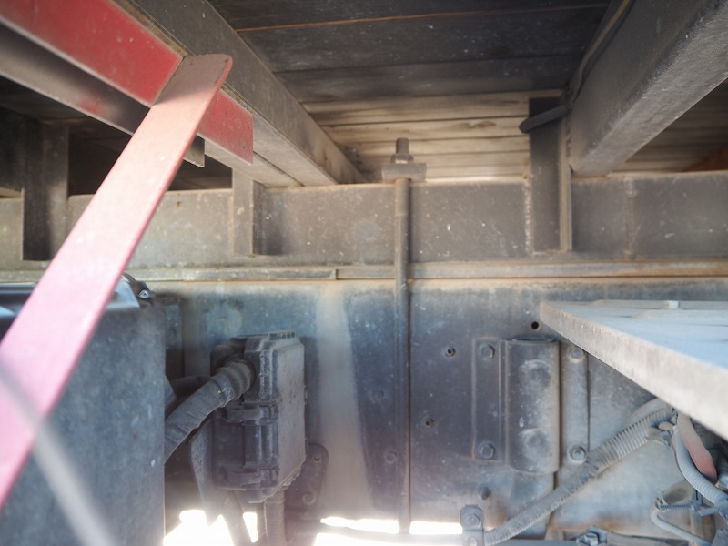 UDクオン平アルミブロック高床2デフアルミブロック平ボディ|中古トラックの販売・買取・査定のアイナビ